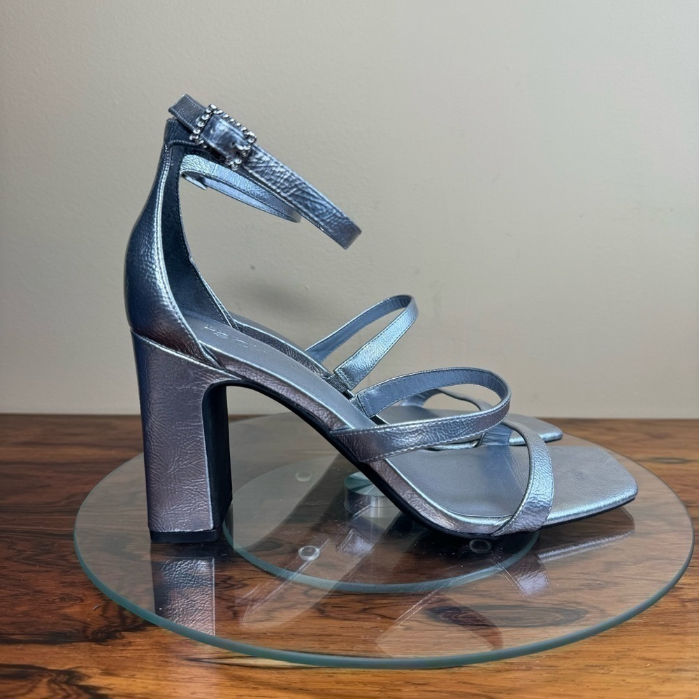 NEW Nordstrom Rack Adelaide Block Heel Sandal silver metallic - Picture 5 of 16
